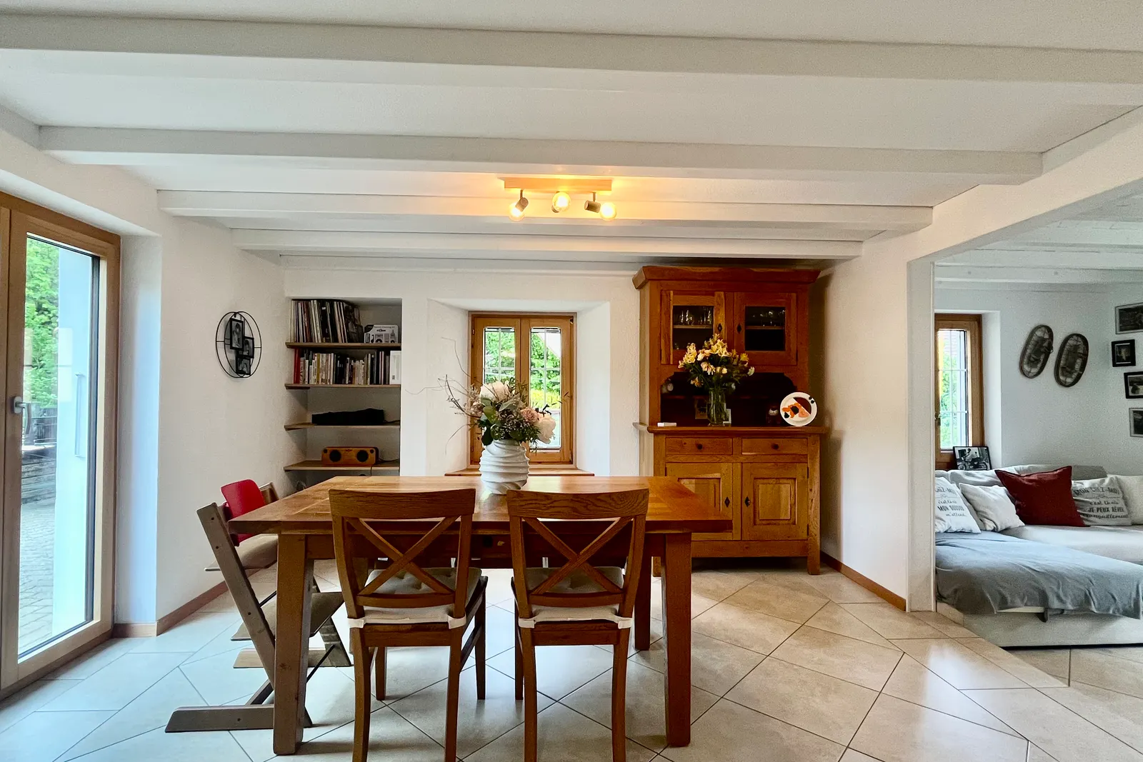 Authentique maison villageoise de 5.5 pièces dans un écrin de verdure de 1884 m2 3