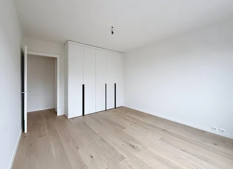 Champel / Parc Bertrand – Appartement 5 pièces en excellent état avec balcon et parking intérieur
