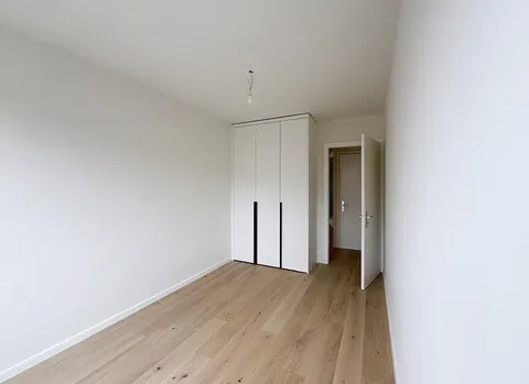 Champel / Parc Bertrand – Appartement 5 pièces en excellent état avec balcon et parking intérieur