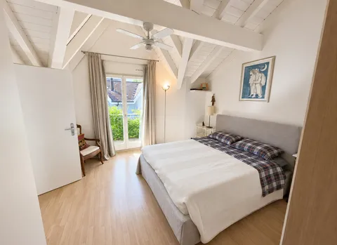 Maison familiale meublée avec jardin privatif à Carouge