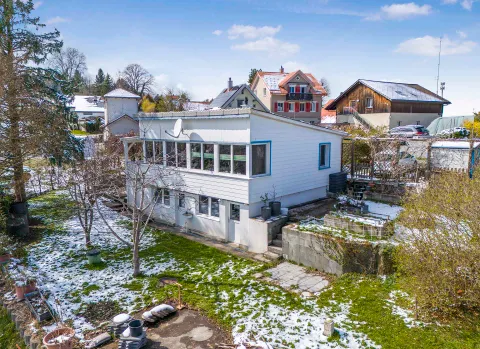 Charmantes Einfamilienhaus an sonniger und ruhiger Lage mit freier Fernsicht