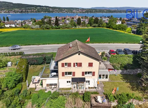 Mehrgenerationen Wohnhaus mit 2’065 m2 Umschwung