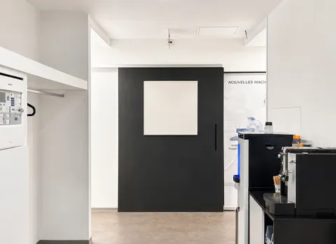 Grand-Rue, Montreux – Murs commerciaux loués, 390 m², 3 parkings