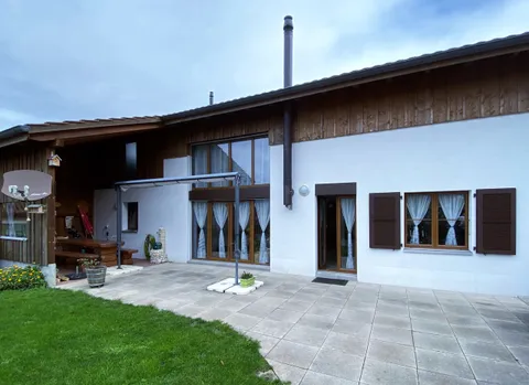 Maison villageoise neuve