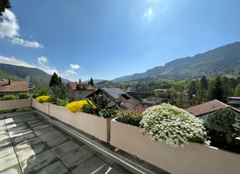 Grand appartement de 4.5 pièces en PPE