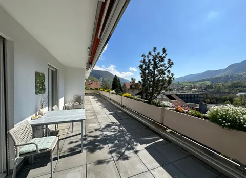 Grand appartement de 4.5 pièces en PPE