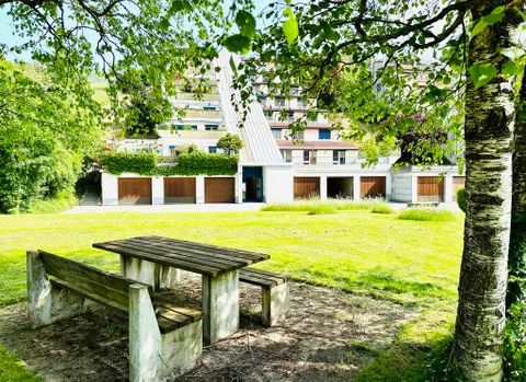 Grand appartement de 5.5 pièces en PPE