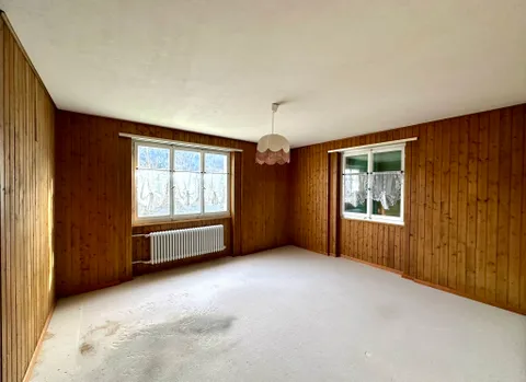 Maison mitoyenne à rénover
