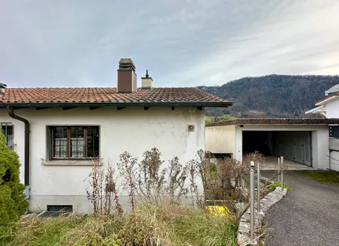 Maison mitoyenne à rénover