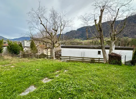 Maison mitoyenne à rénover