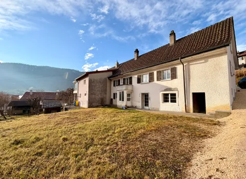 Maison mitoyenne &#8211; 2 appartements