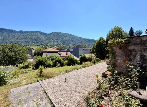 Maison de 2 appartements