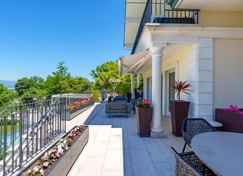 Villa d’exception avec vue lac, piscine et prestations haut de gamme à Cologny