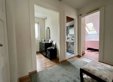 Charmante villa individuelle de 5,5 pièces, avec jardin et garage