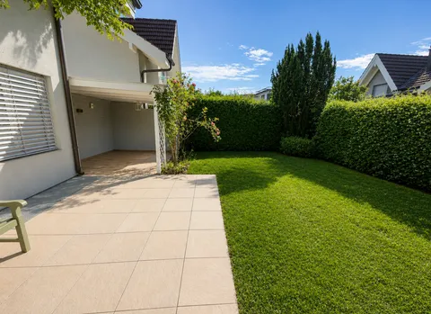Maison familiale meublée avec jardin privatif à Carouge