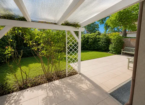 Maison familiale meublée avec jardin privatif à Carouge
