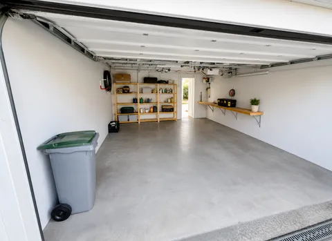 Maison familiale meublée avec jardin privatif à Carouge