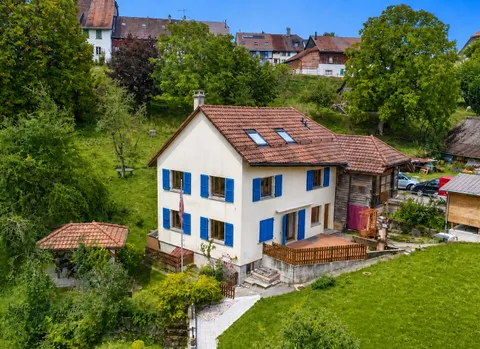 Enfin une maison où toute votre famille trouve sa place, à 7 min de Bercher, du LEB et des écoles
