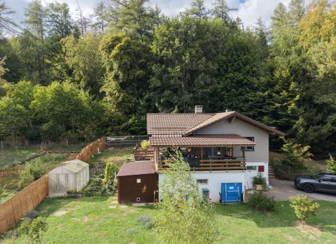 Un petit coin de paradis en lisière de forêt – calme, nature et vue panoramique
