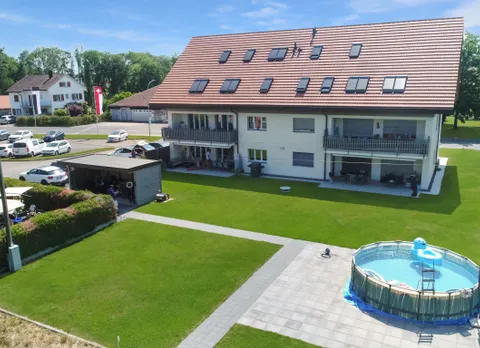 Grand jardin, terrasse, piscine, potager et bien plus … proche de la plage !