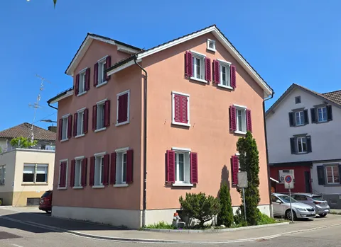 Wohnhaus mit vielfältigen Möglichkeiten in TOP-Zustand
