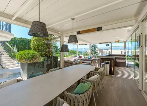 Villa d’exception avec vue lac, piscine et prestations haut de gamme à Cologny