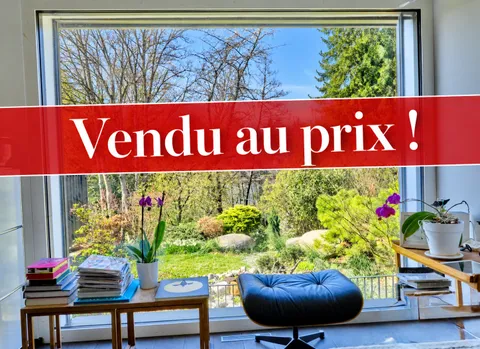 Tres Belle Town House contemporaine avec un merveilleux jardin japonais