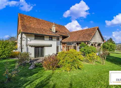 Magnifique propriété familiale de 7,5 pièces