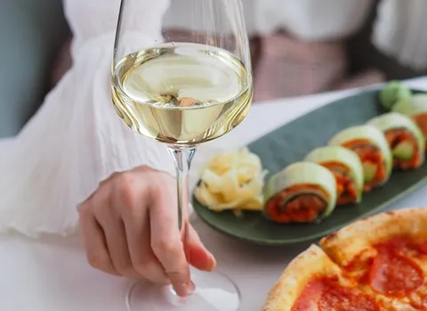 „FÜNF WELTEN DER KULINARIK“  AN TOPLAGE  (ZÜRICH)