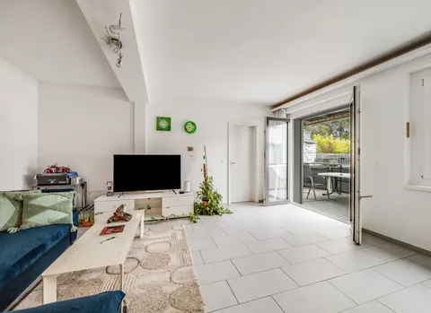 Gemütliche 2.5 Zimmer Wohnung mit herrlichem Ausblick in Gersau