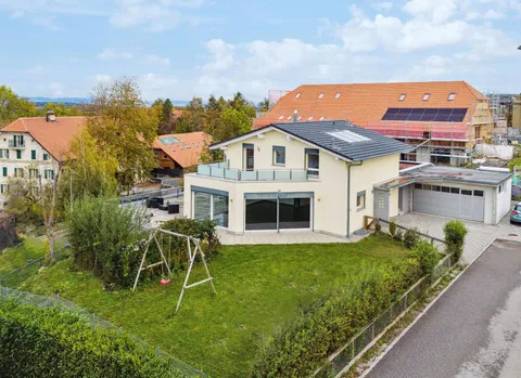 A saisir: maison individuelle de 6,5 pc avec appartement indépendant – à Arconciel
