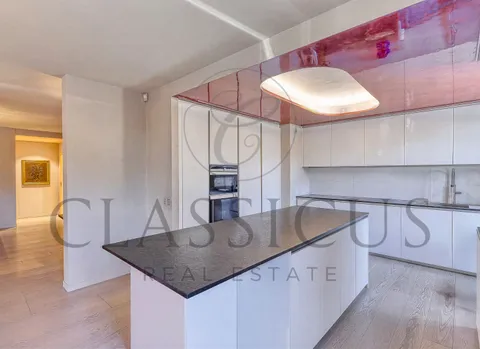 Vandœuvres – Appartement d’exception avec 250 m² de terrasses, jardin privatif et piscine intérieure
