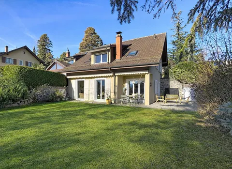 Charmante villa mitoyenne de 5,5 pièces