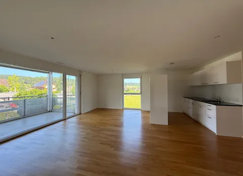 5737 Oberkulm | MODERN MIT GROSSEM BALKON, WEITSICHT UND LIFT