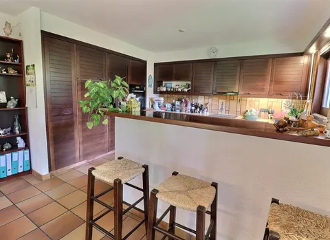 Maison de Charme en Viager Occupé – Opportunité Rare à Veyrier
