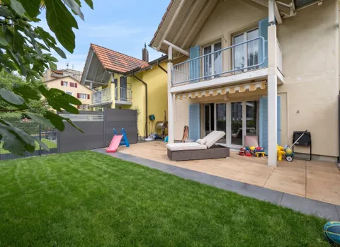Familienfreundlich mit Garten
