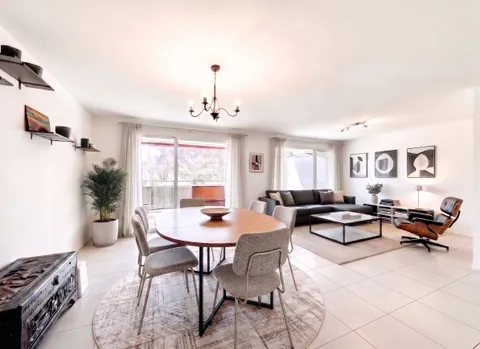 Duplex lumineux de 4,5 pièces, avec balcon plein sud et vue dégagée – belle opportunité à Belfaux