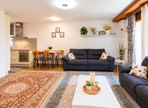 Appartement de 3.5 pièces : Un esprit de village aux portes du centre ville