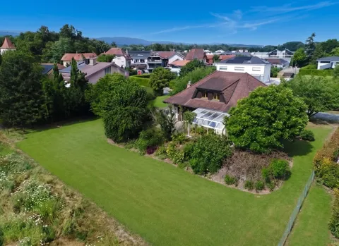 Spacieuse villa familiale sur une parcelle exceptionnelle de 1’435 m²