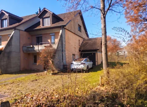 NEUER PREIS: Grosszügiges Reiheneckhaus mit 534m² Garten an Top-Familienlage