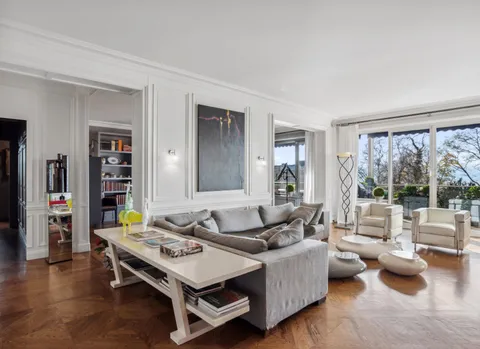 Appartement de standing de 265m2 avec piscine privée