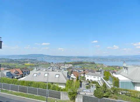 Wohnen mit Seesicht in 8834 Schindellegi