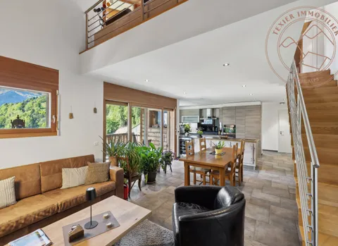 Superbe appartement en duplex de 7.5 pièces à vendre à Val-d’Illiez