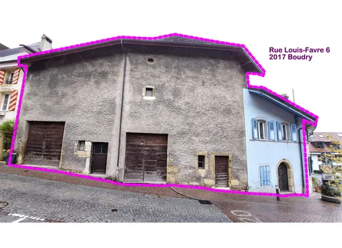 Maison villageoise mitoyenne avec potentiel d’agrandissement