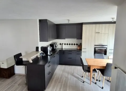 À vendre à Boudry – Bel appartement de 4,5 pièces rénové, au bord de l’Areuse