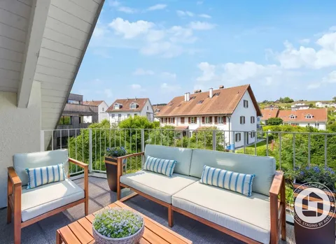 Lichtdurchflutet und grosszügige Maisonette