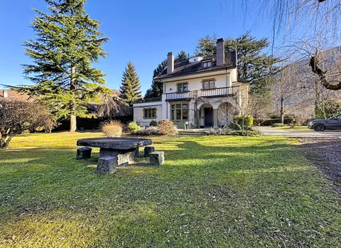 Maison de maître d’exception au cœur d’un parc arboré