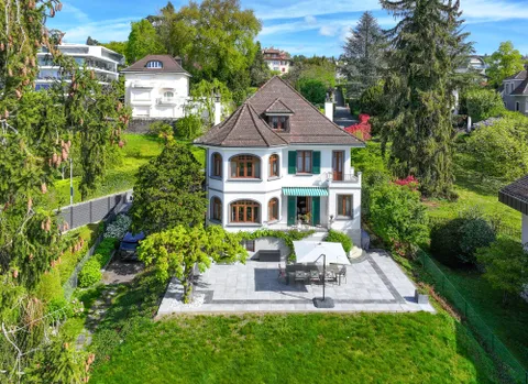 Magnifique maison de maître à 50m du lac à Pully
