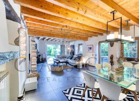 Maison de caractère XVIIIe – 330 m², jardin arboré &#038; terrasse jacuzzi à Aire-la-Ville
