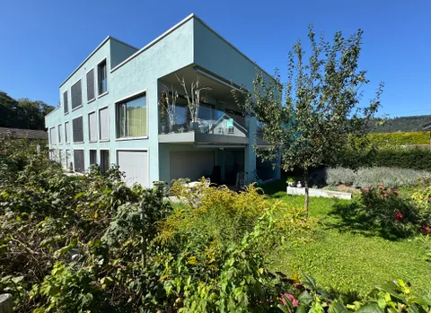GROSSER GARTEN – HOCHWERTIGE QUALITÄT – OPTIONAL MIT EINLIEGERSTUDIO!